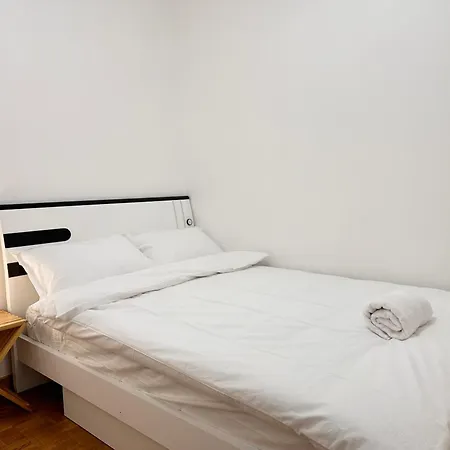 123 - Spacieux Pour 8 Personnes A Apartment *